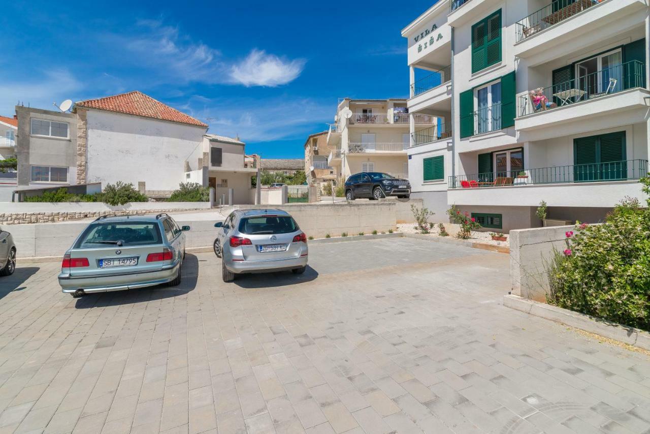 Beachfront Apartments Villa Sisa Primošten Dış mekan fotoğraf