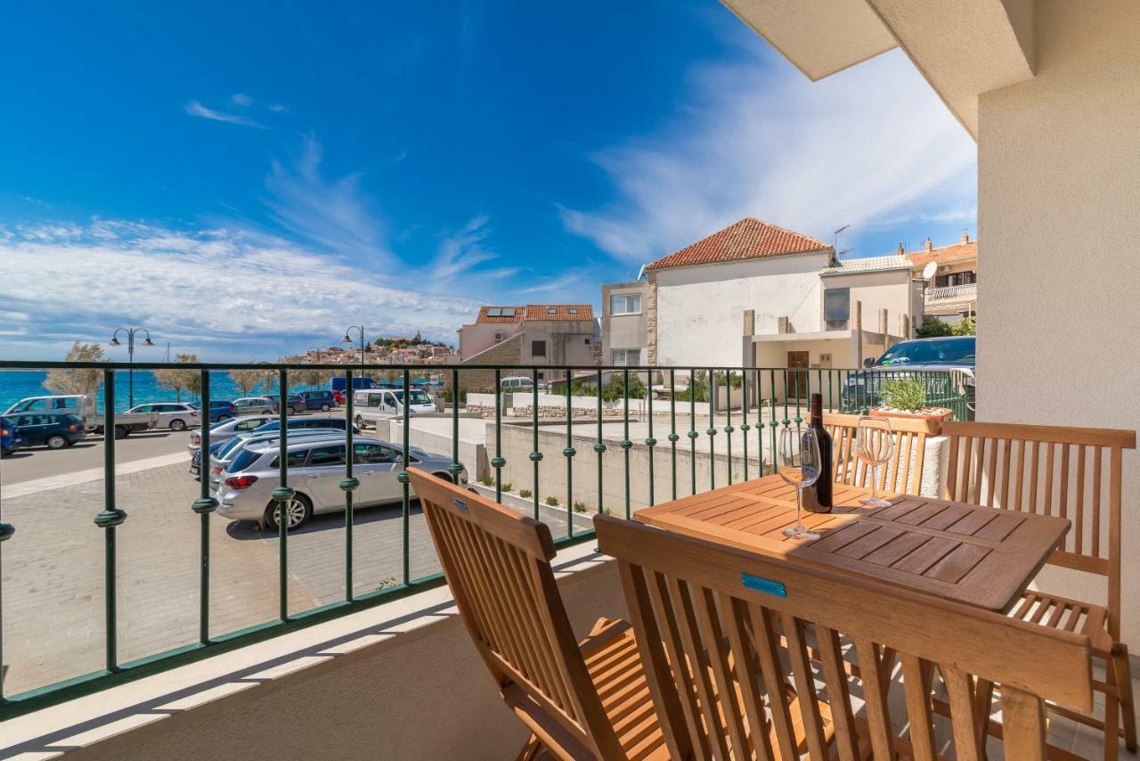 Beachfront Apartments Villa Sisa Primošten Dış mekan fotoğraf