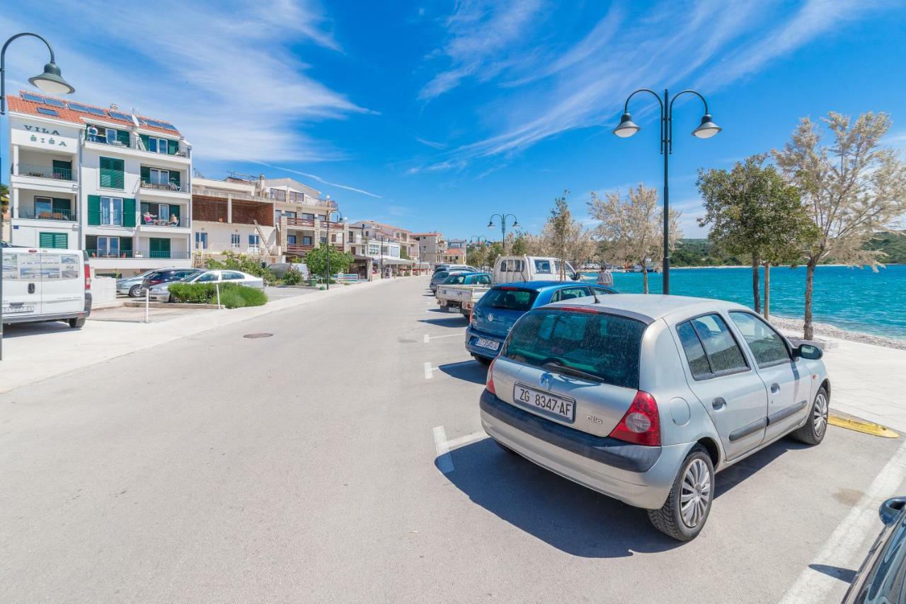 Beachfront Apartments Villa Sisa Primošten Dış mekan fotoğraf